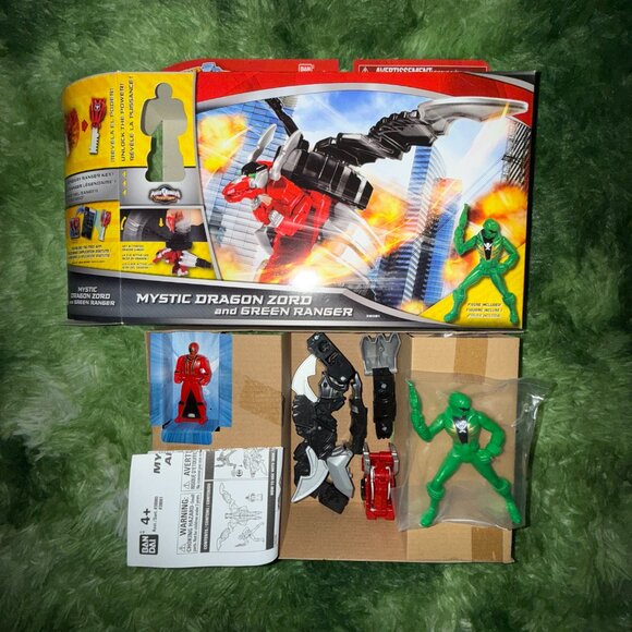 *NEW Power Rangers Super Megaforce Mystic Force Dragon Zord with Ranger Key - Picture 2 of 5
